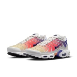 Nike Air Max Plus Hong Kong - Néons et skyline